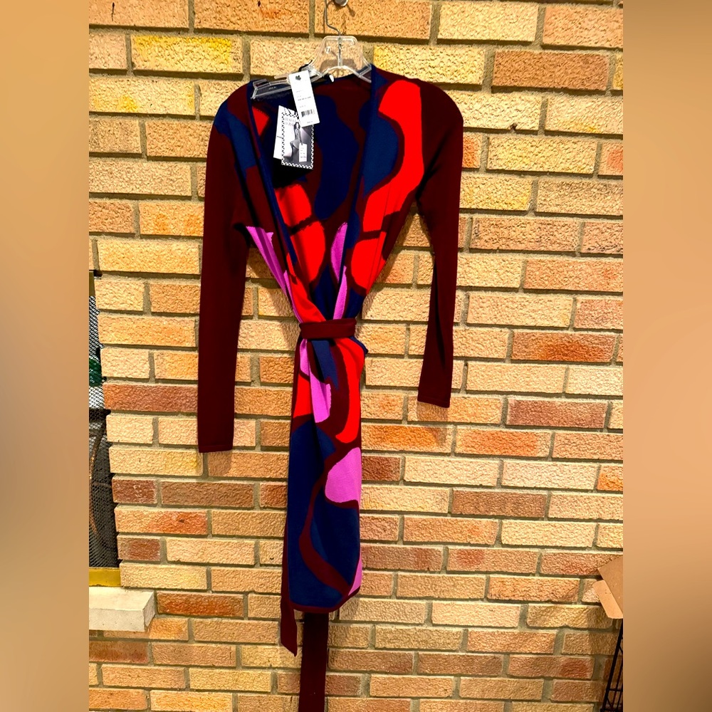 Diane Von Furstenberg sweater wrap dress.  New with tags. Size Petite